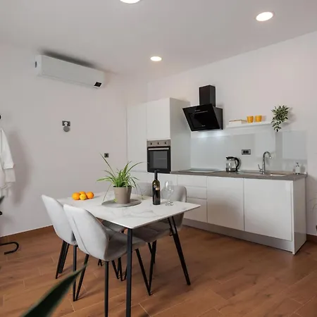 Terra 5 Deluxe By Interhome Appartement *